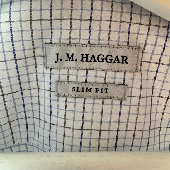 Men’s Performance Button down - Picture 2 of 4